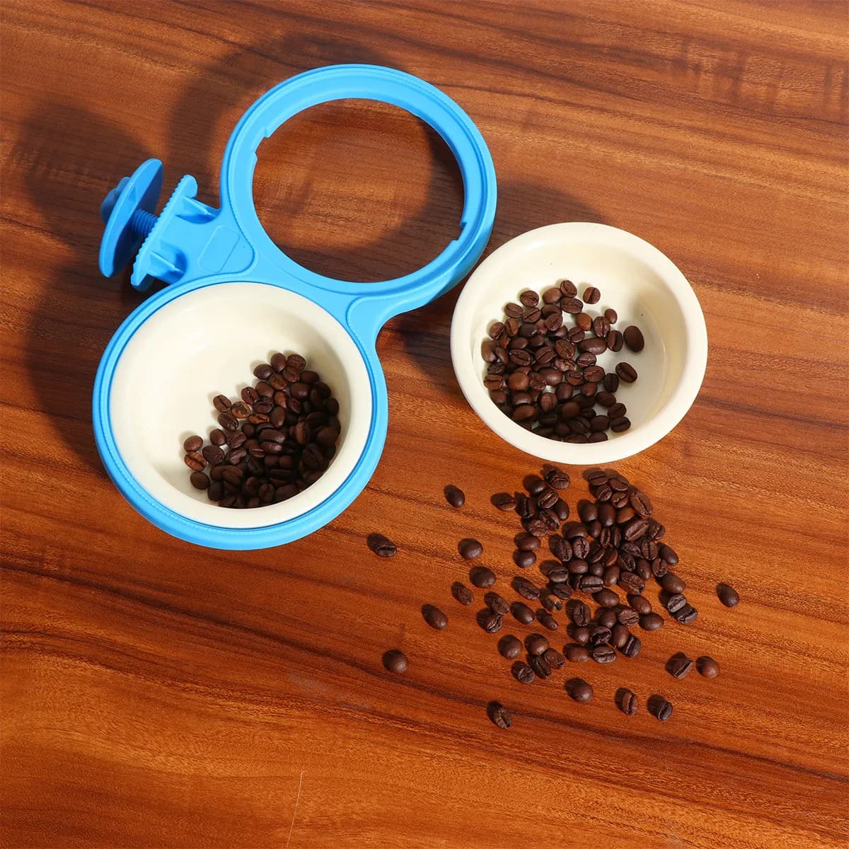 1Pcs Pet Food Water Bowl Dual Hanging Cat Dog Feeder Bowl Scratch Resistant Easy Install Cage Decoration Blue Size S