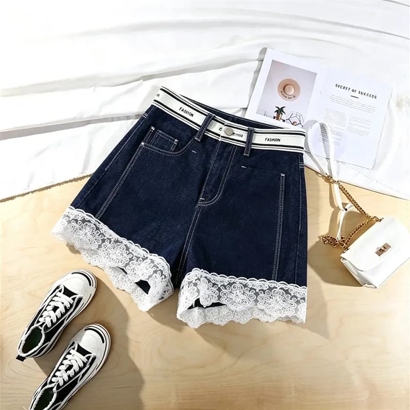 Summer New Women Spliced Lace Stretch Slim Fit Denim Shorts Elastic Waist Short Jeans
