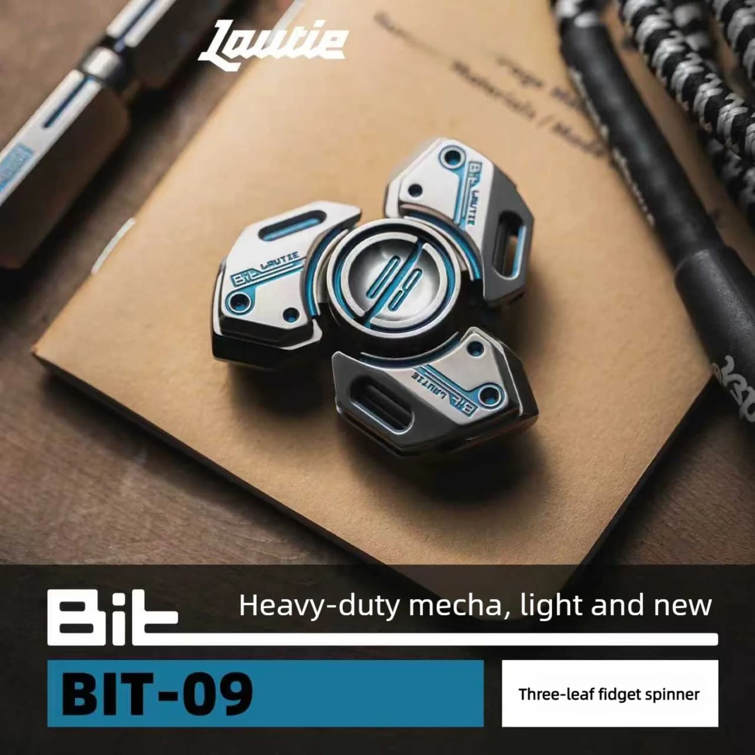 (Preordine) Lautie BIT09 Fidget Spinner magnetico a tre pale con guscio aperto in lega di titanio, giocattolo antistress da tavolo in metallo alto