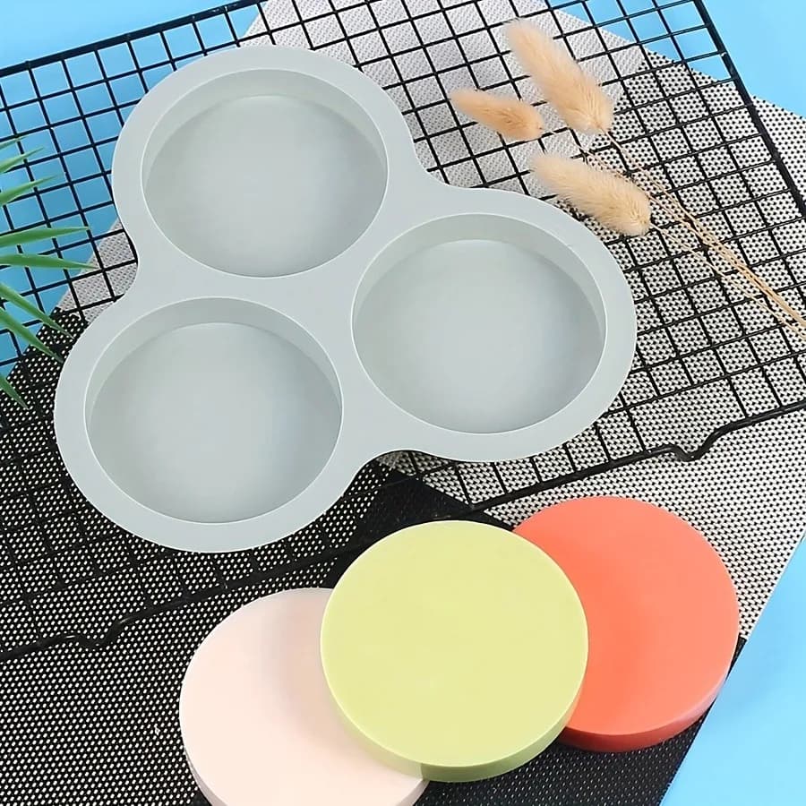 Un accessorio per friggitrice ad aria, padella antiaderente per pancake, adatta per friggere le uova, padella in silicone per pancake, sandwich con uova per la colazione, friggitrice ad aria.