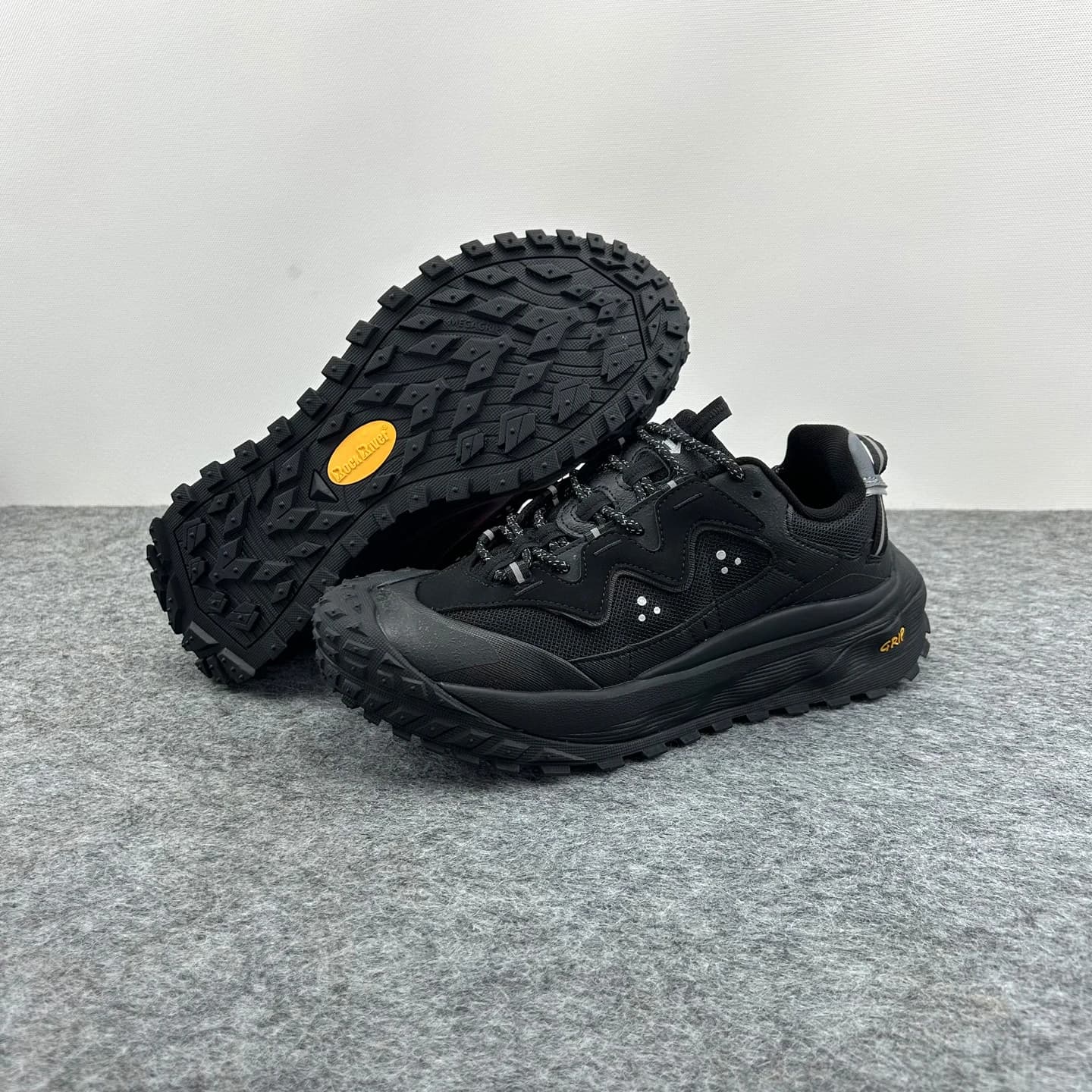 Nuovi arrivi invernali 2025 Scarponi da trekking all'aperto unisex di vendita calda Scarpe da trekking antiscivolo sportive casual Eccellente