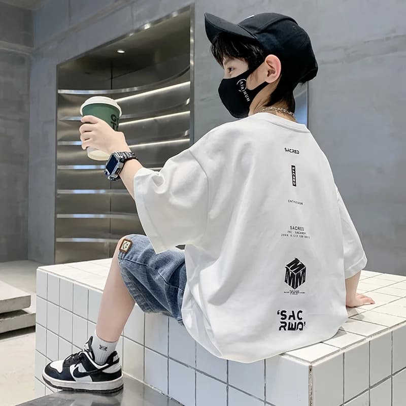 2025 nuova estate bambini maglietta in cotone per ragazzi vendita calda maglietta a maniche corte top breve stile adolescenti bambino moda stampata T-shirt