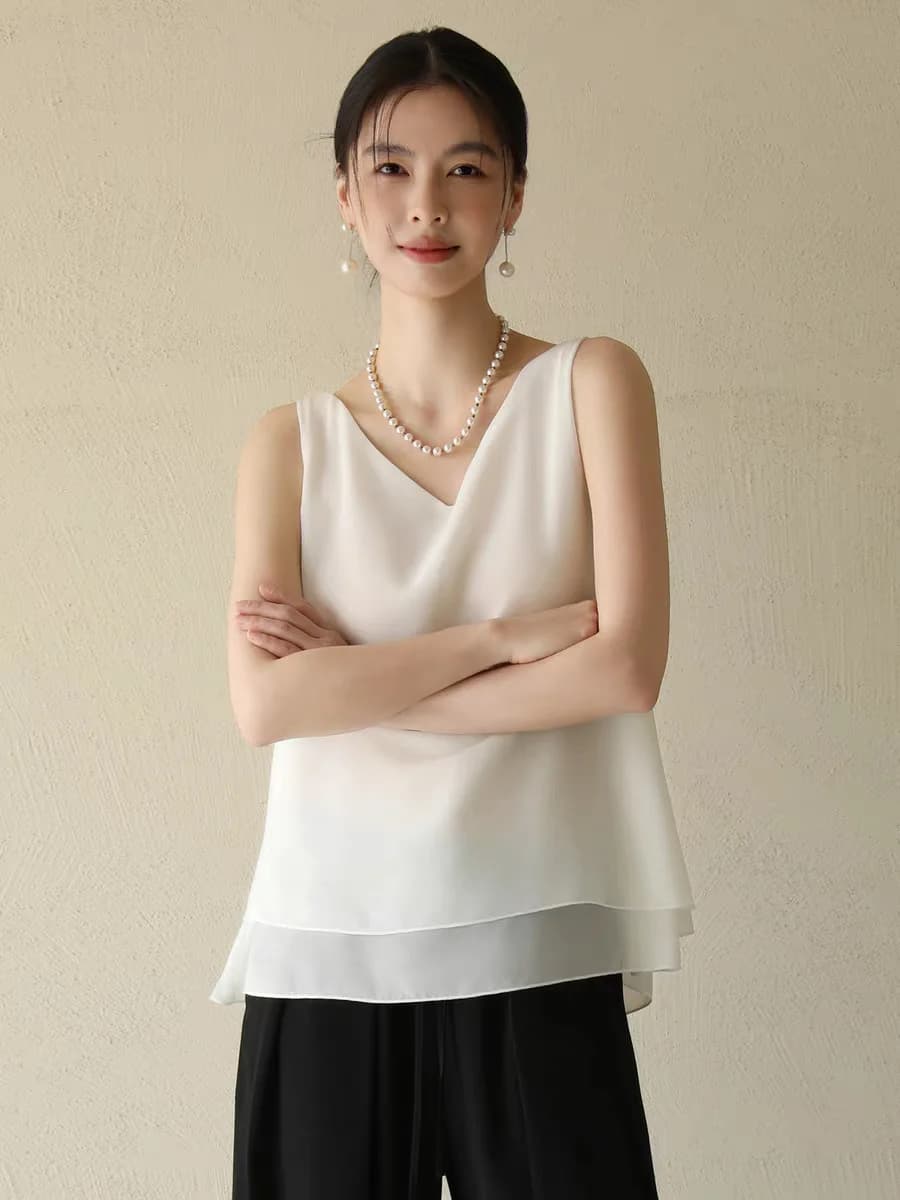 Top estivo scollo a V tinta unita da donna taglie forti, canotta casual ampia senza maniche in chiffon, stile casual da ufficio