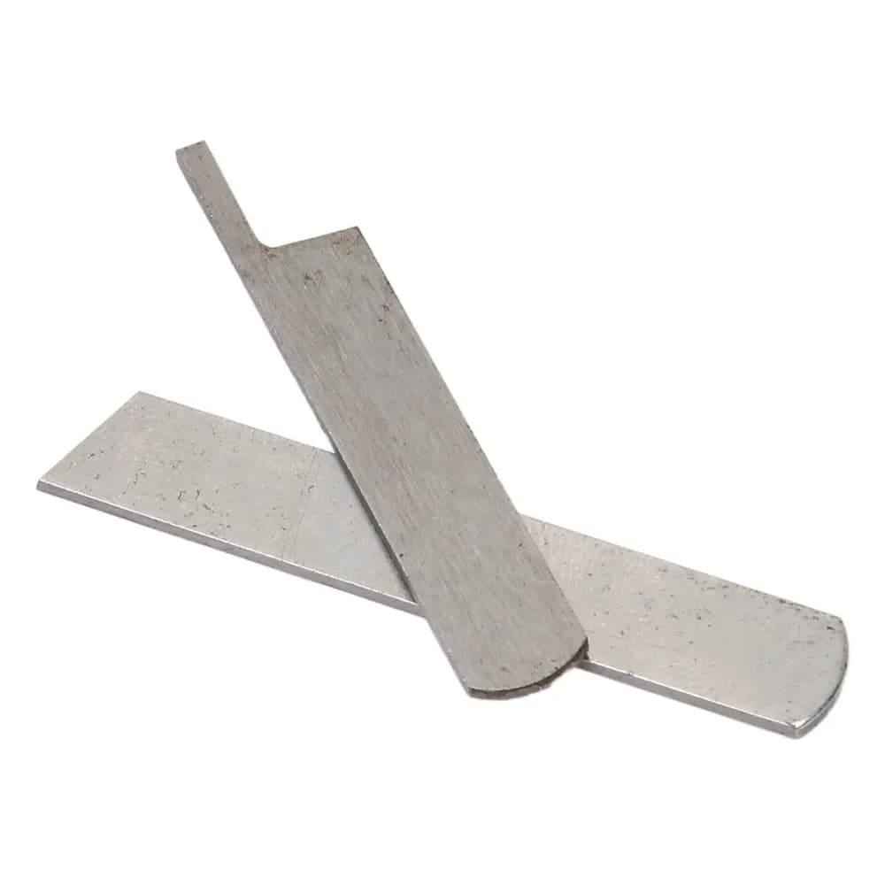 Set di 2 lame in acciaio per macchina da cucire, compatibili con lame superiori e inferiori, lame per overlock, pratiche e durevoli, per GN1‑2 81‑6