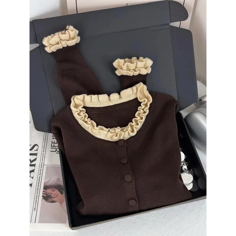 Maglione lavorato a maglia a maniche lunghe stile scolastico, con blocchi di colore e motivo a venature del legno, con bottone singolo, top invernale alla moda che ringiovanisce.