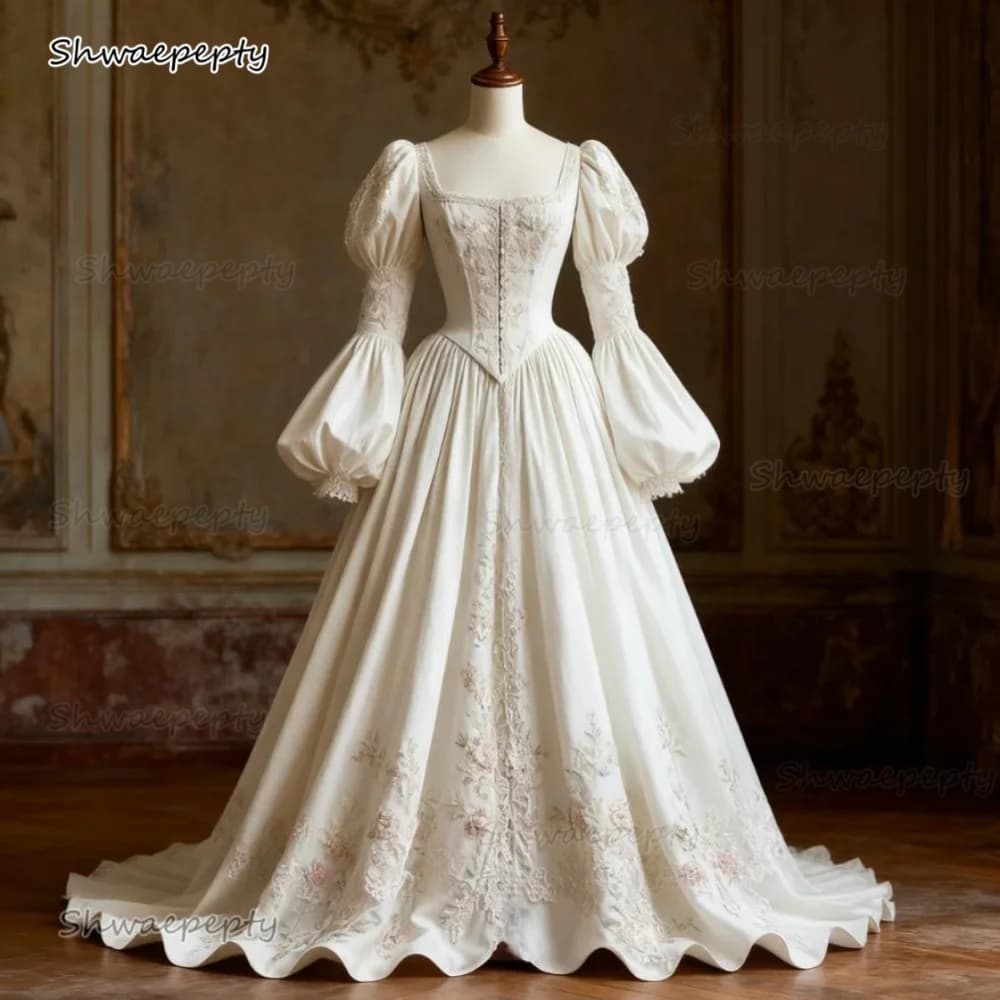 Abito da sposa bianco vittoriano vintage con applicazioni in pizzo manica lunga colletto quadrato abito da sposa principessa medievale in raso personalizzato