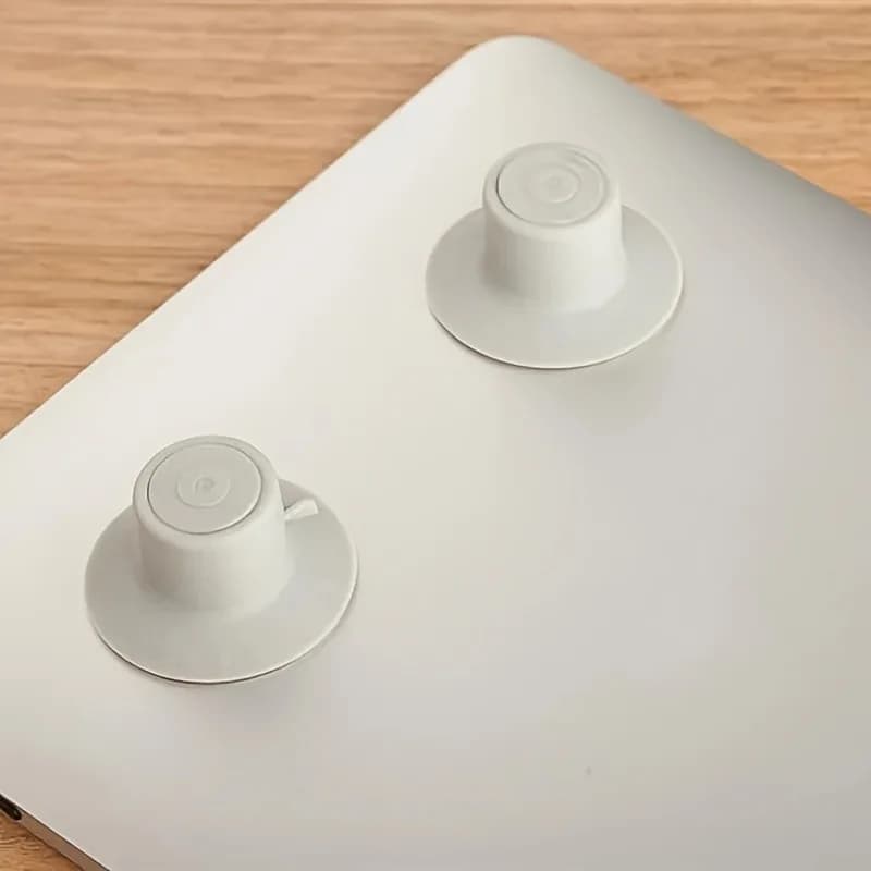 4 cuscinetti di raffreddamento per tazze, supporto antiscivolo per il raffreddamento del laptop con ventose e cuscinetto per la riduzione del calore, supporto angolare universale