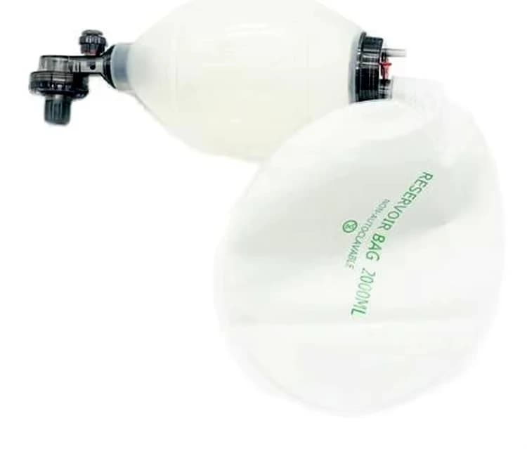 Kit di pronto soccorso di emergenza Rianimatore manuale monouso portatile in silicone per ossigeno con borsa Maschera per adulti pediatrico
