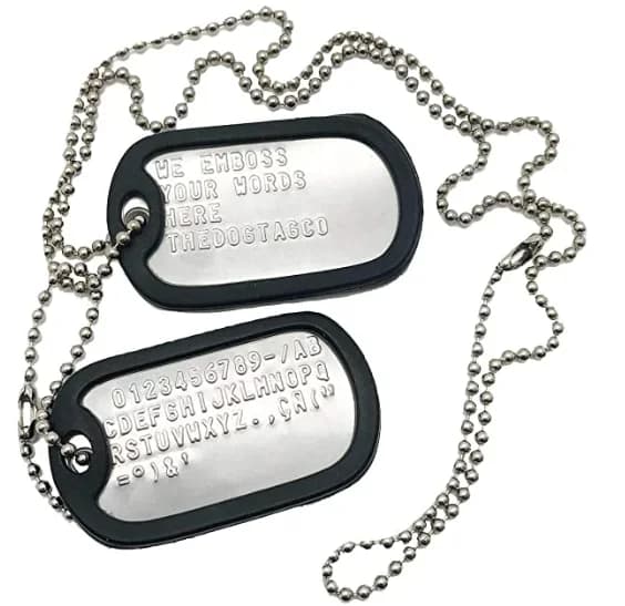 Acciaio inossidabile The Dog Tag Set militare di 2 collane personalizzate Stile militare con silenziatori a catena a sfera Collane personalizzate