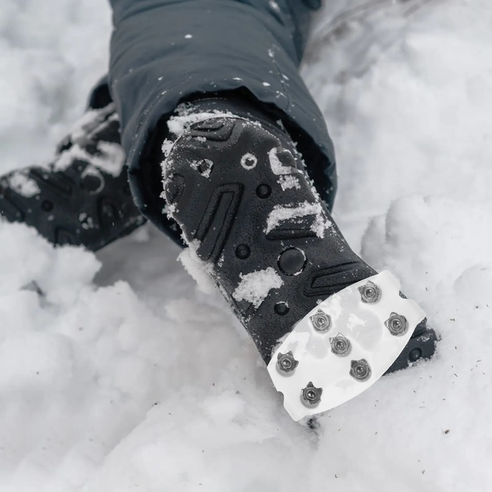 2 Paia di Copriscarpe Antiscivolo con Trazione Migliorata, Tacchetti da Neve e Ghiaccio per Stivali, Antiscivolo per Escursionismo Invernale, Corsa e Sicurezza all'Aperto