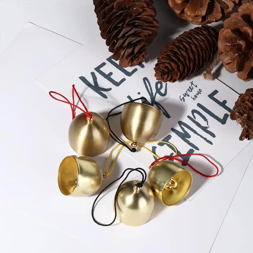 Pet Pendant Metal Brass Bells Loud Clear Sound Christmas Door Bell Anti Lost Mini Wind Chime Office