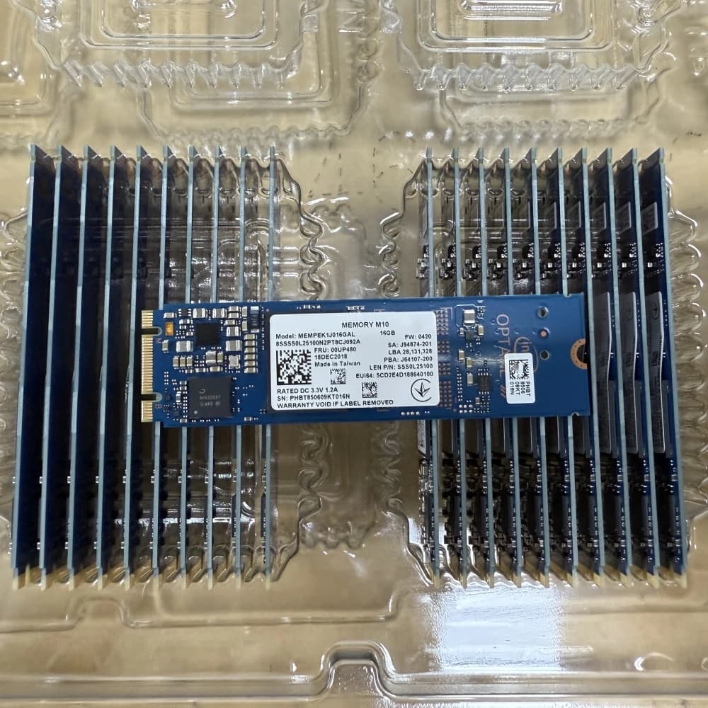Unità a stato solido interna originale M10 M.2 2280 SSD 32GB 16GB PCIe M.2 3.0 3D Xpoint NVMe per memoria Intel Optane 16G 32G