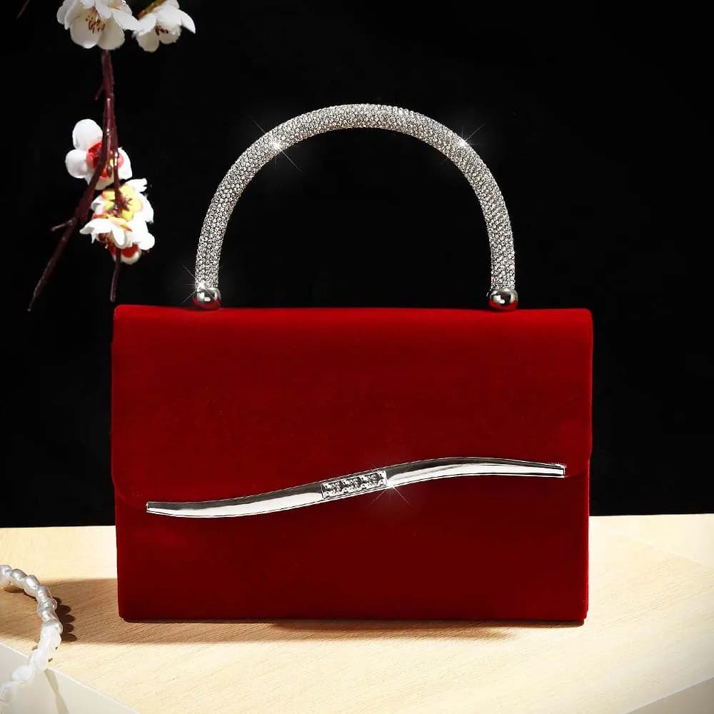 Nuova borsa da donna tempestata di diamanti in velluto rosso vino per una lussuosa borsa quadrata piccola per cene e una caratteristica alla moda