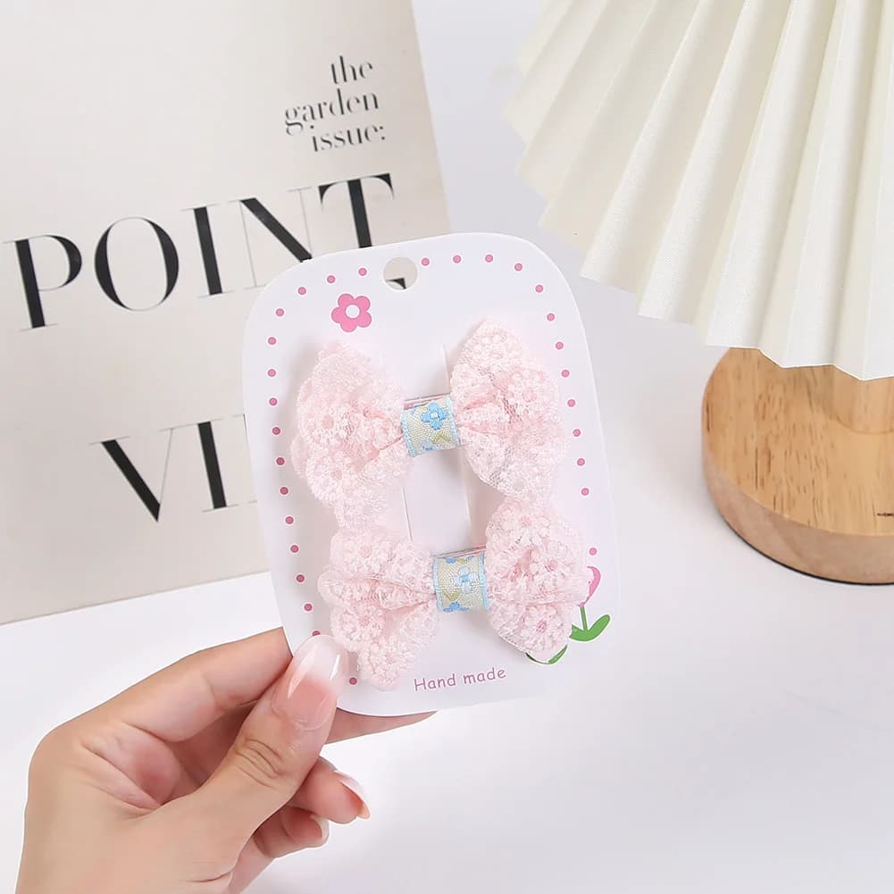 2 pz/lotto Chiffon pizzo bambino fiocchi per capelli clip 6.5cm solido dolce ricama coperto sicurezza forcine per capelli fermagli per capelli ragazze BB Barrette