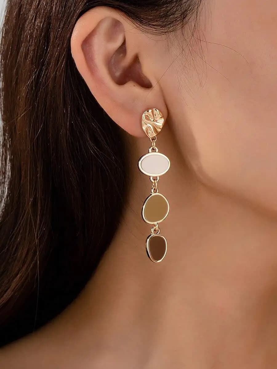 Minimalist Women Earrings Latest Design Lightweight Elegant Jewelry for Daily Wear