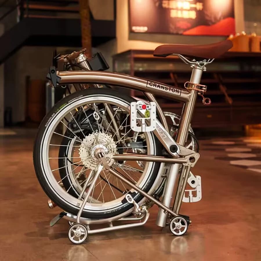 CRANSTON Telaio antiurto completo in lega di alluminio da 20 pollici 9 velocità Doppia ruota freno a V Piccola bicicletta da città pieghevole