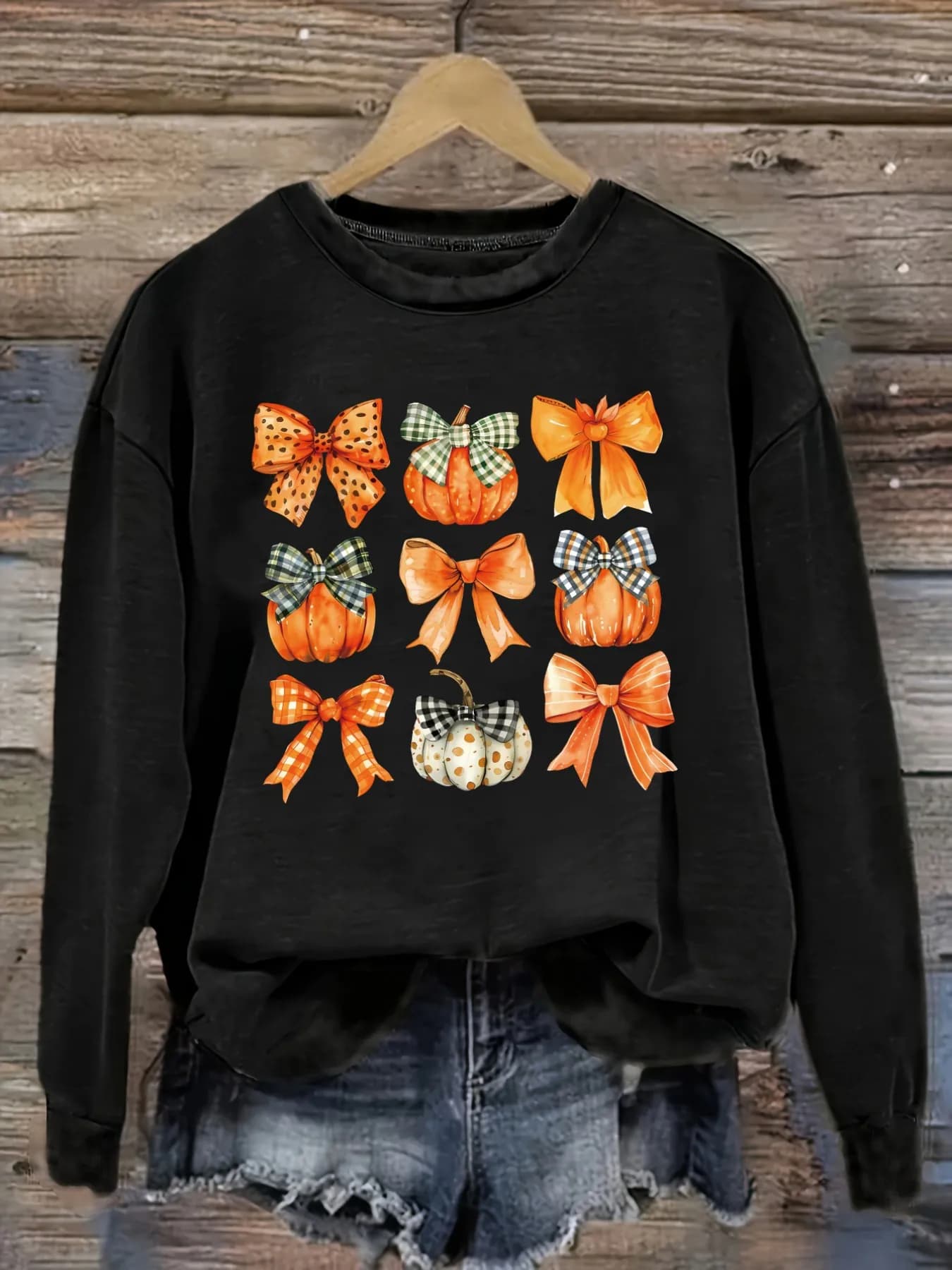 Women's Casual Long Sleeve Crew Neck T-Shirt Pumpkin And Bow Pattern Print Design, Round Neck Women's Clothing, Machine Washable, Slightly Elastic, Loose Fit, Spring Autumn Winter Women's T-Shirt, Christmas Outfit