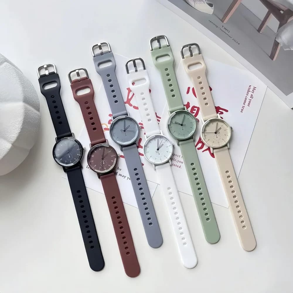 Casual Women's Watch with Silicone Strap, Arabic Digital Quadrant, Wrist Watch for Student