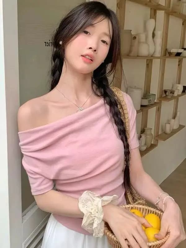 Sexy Short Sleeve One Shoulder T-Shirt Women's Slimming Top Summer Versatile Wear Open Neck Short Length Fashion Ladies' Tee