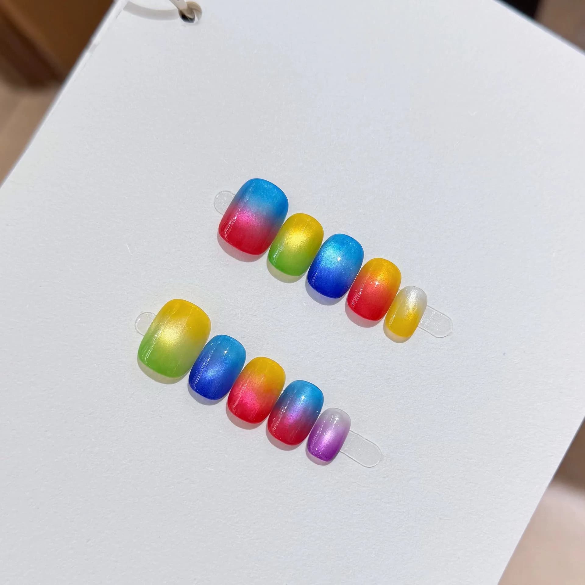 10pcs Handmade Press on Nails Rainbow Glass Beads Cat's Eye Fake Nails Wearable Detachable Cute Candy Color False Nails Short
