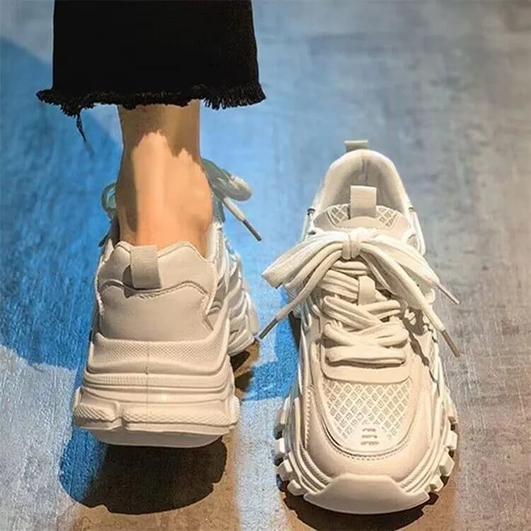 Sneakers con lacci bianche stile coreano Primavera 2026, con plateau Muffin, in rete traspirante, modello Dad Shoes con rialzo, da donna per studentesse