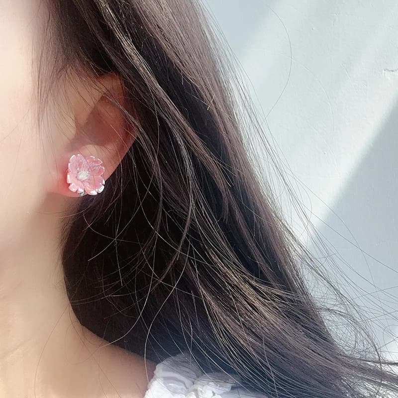 Orecchini a Perno in Ceramica a Forma di Fiore per Donne, Giovanili, Versatili, Minimalisti, Artistici, Premium, Ipoallergenici