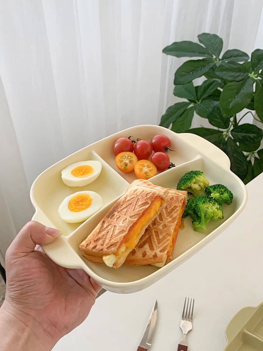 Fat reduction plate with 2 compartments, for portioning meals, breakfast, for adults and children, for weight loss, fruit plate
