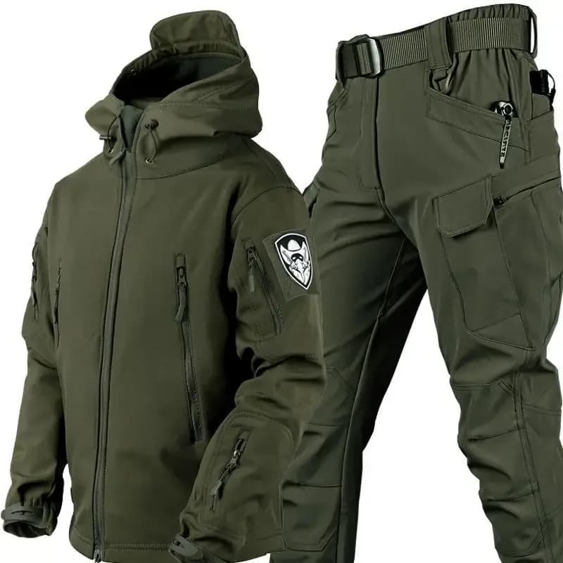 Autumn Winter Jacket in Hot Pile and Waterproof for Men, Tactical Jacket for Outdoor, Camping, Hiking, Fishing and Sport