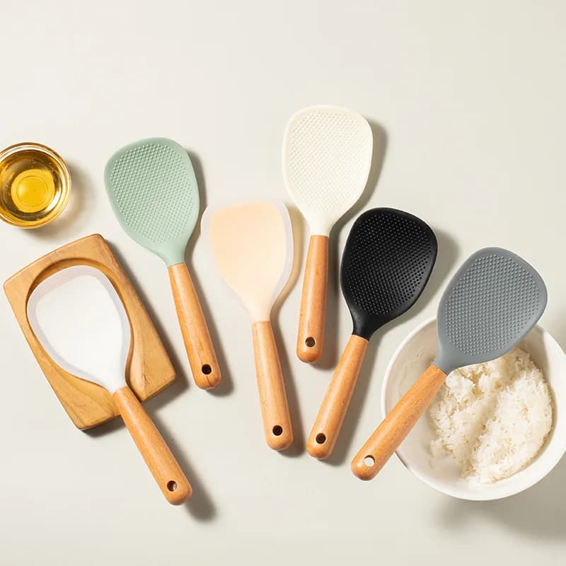 1 Heat-Resistant Silicone Spoon With Wooden Handle - Non Stick Kitchen Tool, Suitable For Flat Bottomed Pans, Rice Cookers, Etc. - Durable, Easy To Clean, Very Suitable For Home, School, And Dormitory Use, Kitchen Essential | Ergonomic Handle | Durable Ki