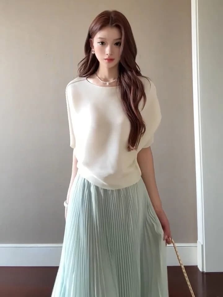 Summer White Short Sleeve T-Shirt And Halter Skirt Set Women's Beach Vacation Style High Waist Korean Version Zipper Backless