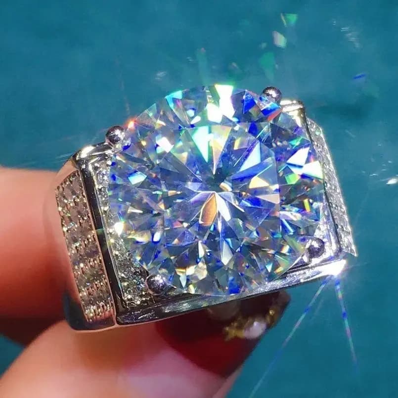 Anello da uomo con diamante Moissan di nuovo stile, pietra principale singola da 10 carati, rotondo, otto cuori e frecce, accessorio per gioielli con bocca viva