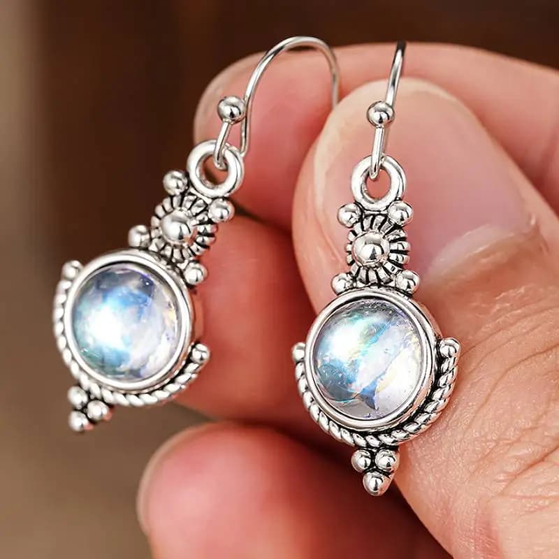 Orecchini pendenti Huitan eleganti da donna con imitazione pietra di luna, colore argento antico, accessori vintage per feste e matrimoni, gioielli speciali per tutti i giorni