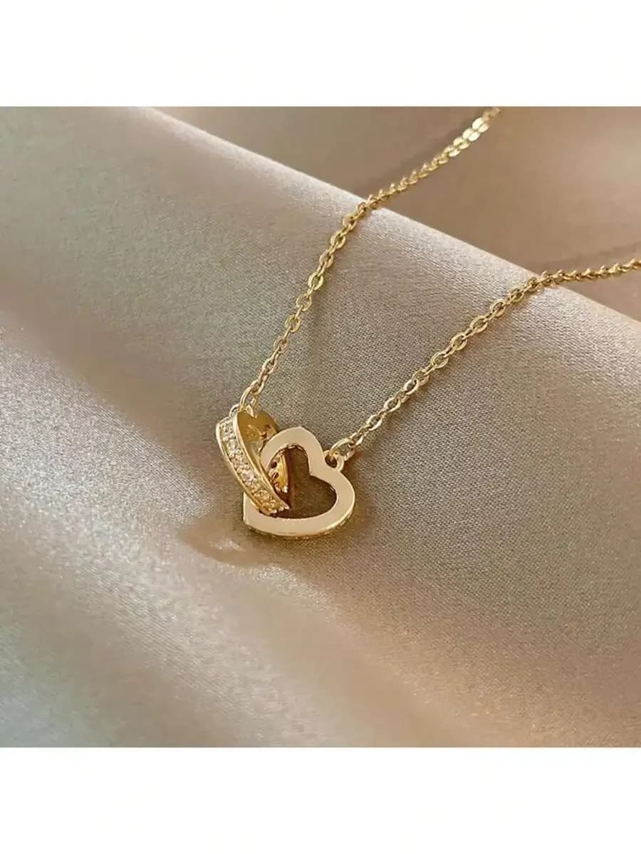 Heart-shaped pendant necklace for women elegant minimalist jewelry gift