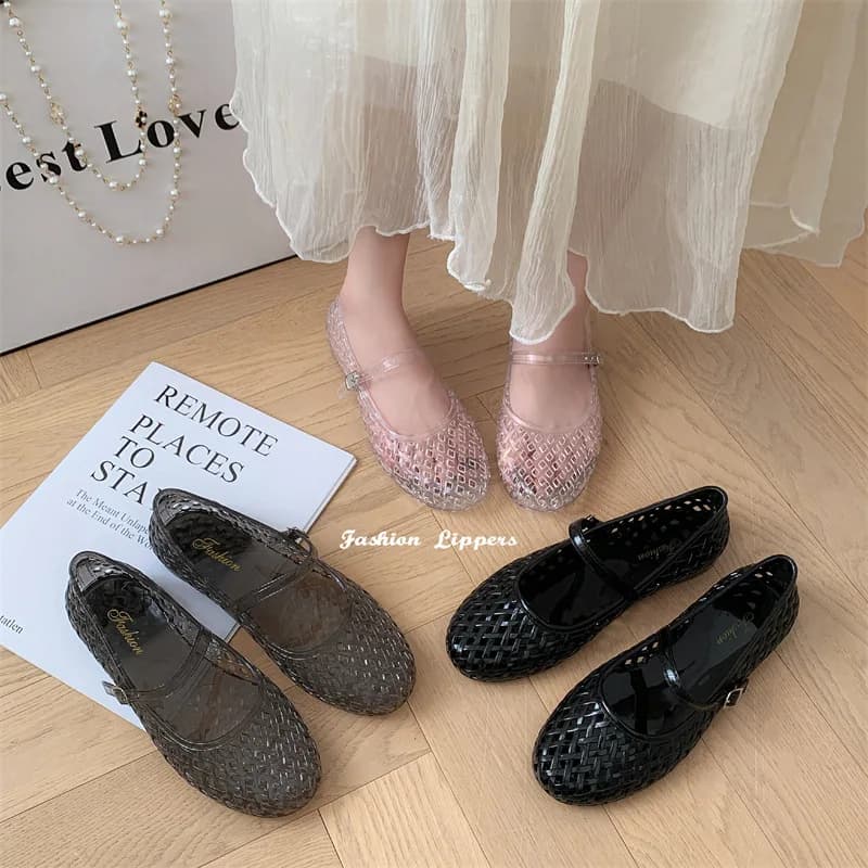 Baotou sandals women's summer new flat bottom hollow fashion transparent sandals casual wear women's single shoes