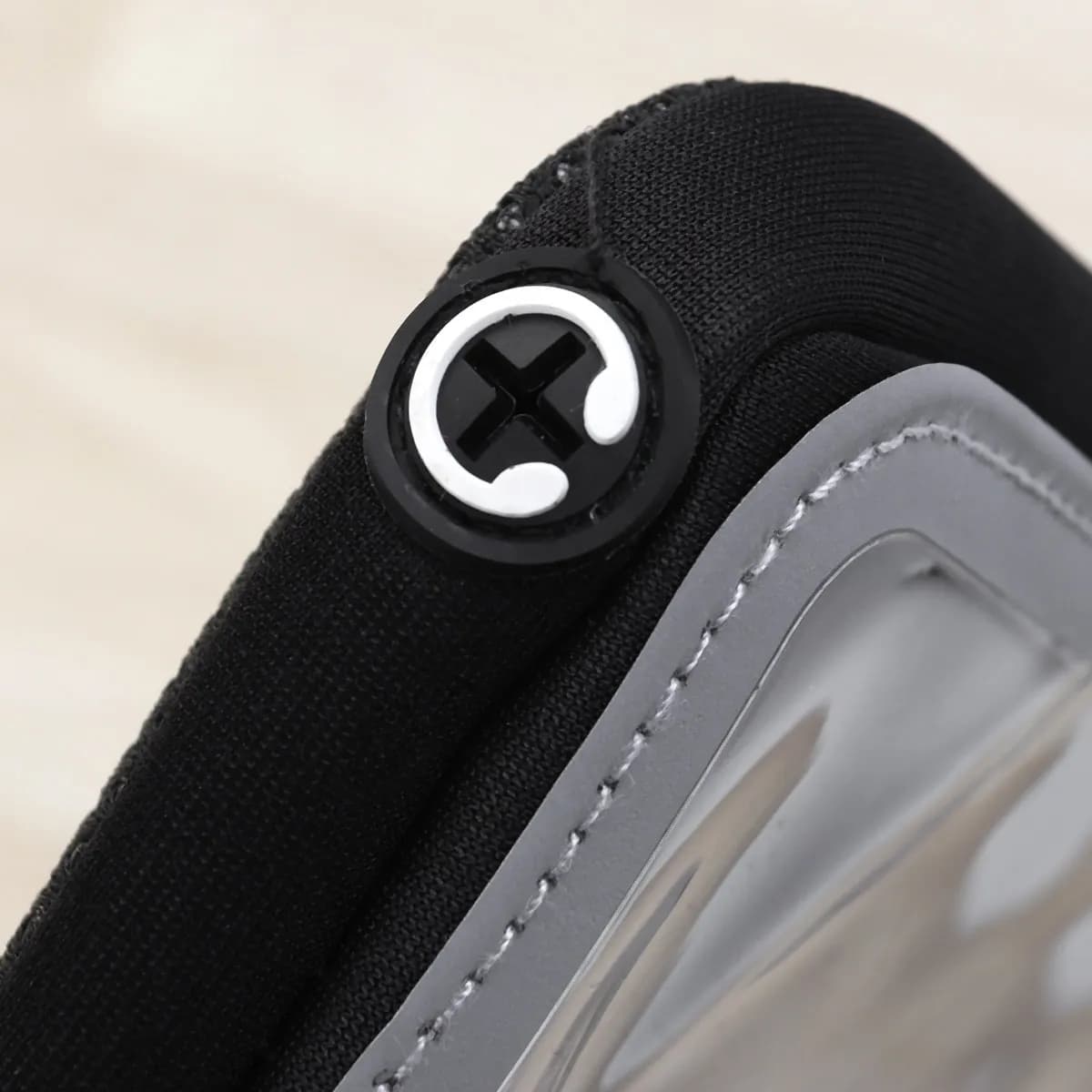 Sports Arm Bag Waterproof Lightweight Dacron Adjustable High-Elastic Belt Outdoor Running Pouch for 6 Inch Phones Money Keys