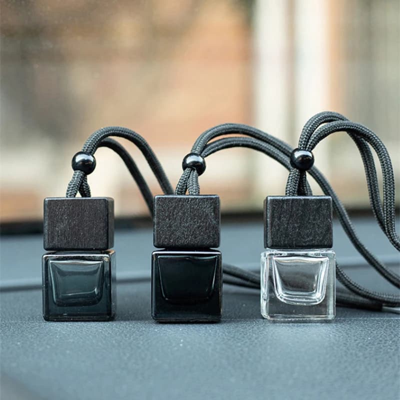 Square Tinto Cap Black Bottle Empty Auto Essential Oil Diffuser Fragrance Deodorant for environments Perfume Bottle Scent Ornament