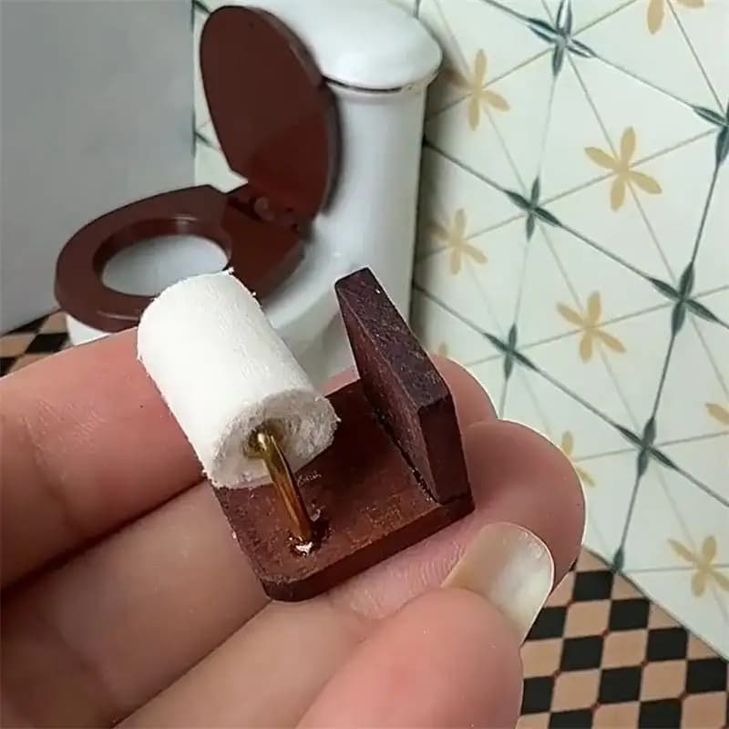 [J9] 1:12 Mobili in miniatura per casa delle bambole Porta asciugamani di carta Modello di carta igienica Accessori per scene del bagno Giocattolo