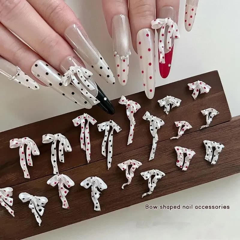 Fiocco in Raso Morbido a Pois Rossi e Neri con Resina, Elegante Fiocco Francese per Decorazione Unghie e Accessori per Manicure