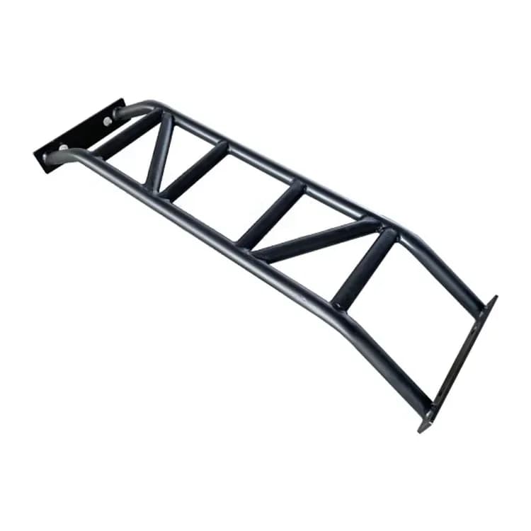 Use of power rack cage with multifunction traction bar