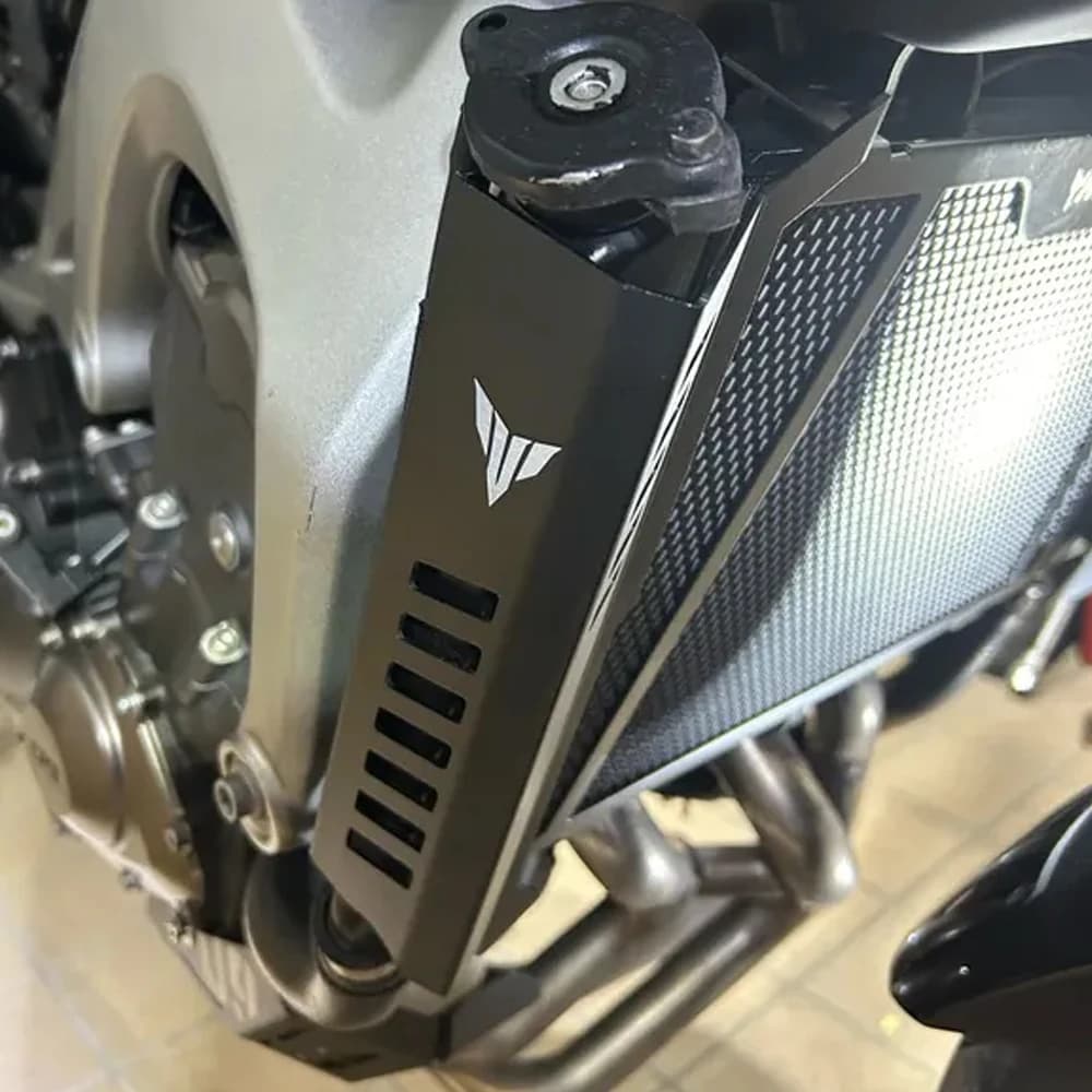 Protezione Laterale per Griglia Radiatore Moto Yamaha MT09 FZ09 MT 09 FZ 09 2014 2015 2016 2017 2018 2019
