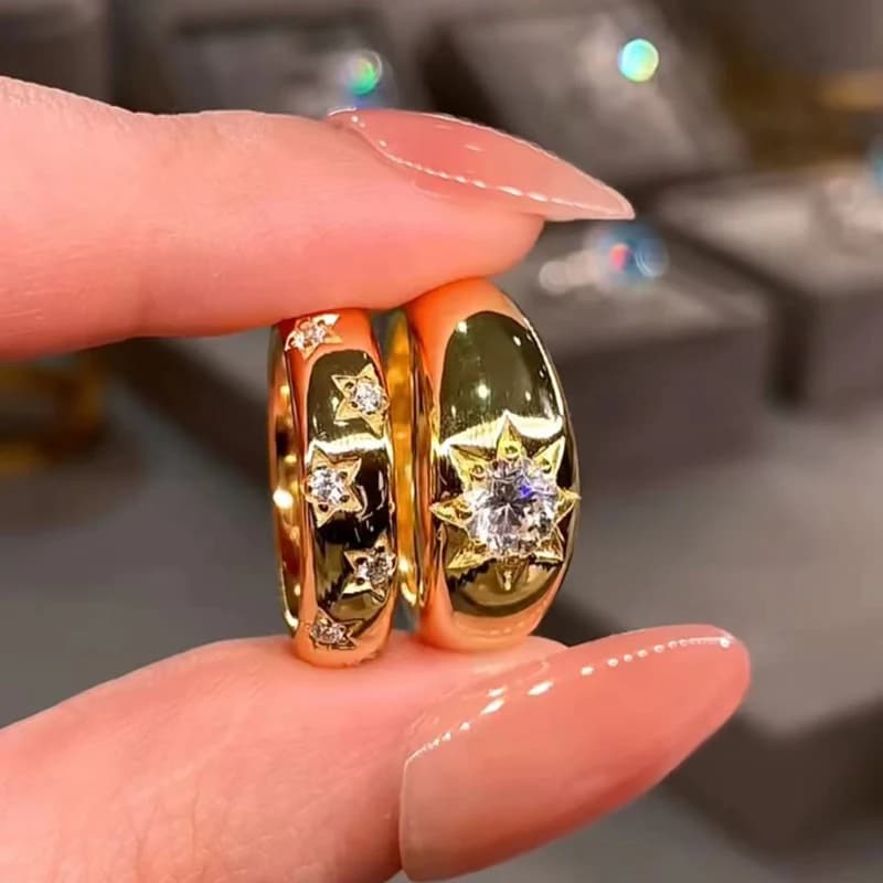 Anello con zirconi tempestati di stelle a otto punte per le donne Anelli per dito indice di girasole di fascia alta di lusso leggero Anello placcato in oro squisito