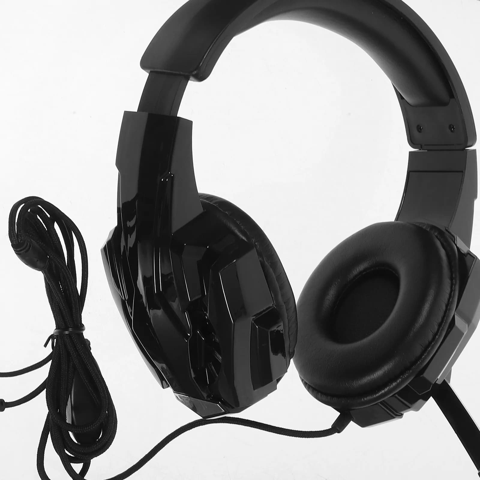 1Pcs Stylish Luminous Gaming Headset Premium Skin-Friendly Earpads for Long Gaming Sessions Computer Game