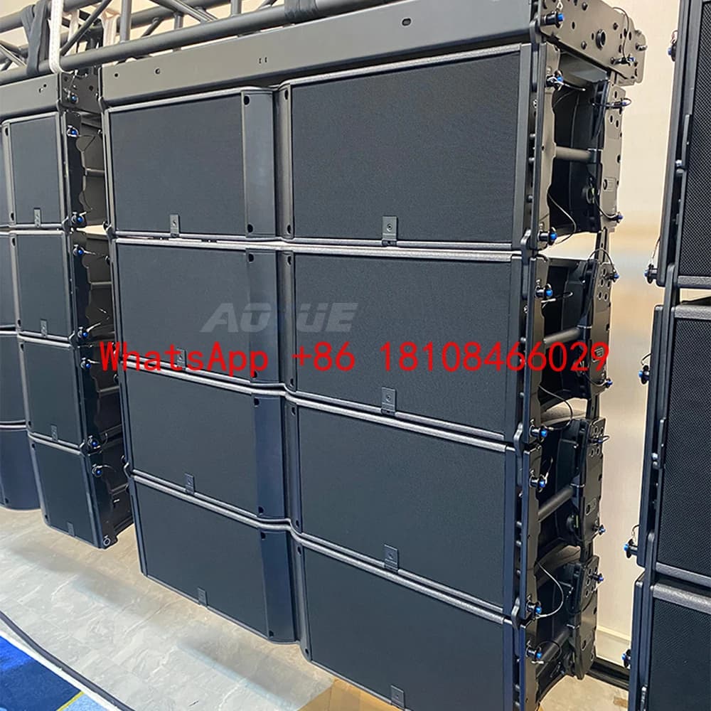Sistema line array passivo ad alte prestazioni con doppio woofer da 12 pollici per DJ, ideale per eventi all'aperto e palchi.