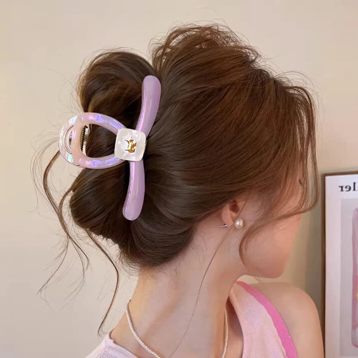 1 pcs high-end fine flash gradient label golden dog hair semi-lit grab ornament for hair on the back of head shark clip 2025