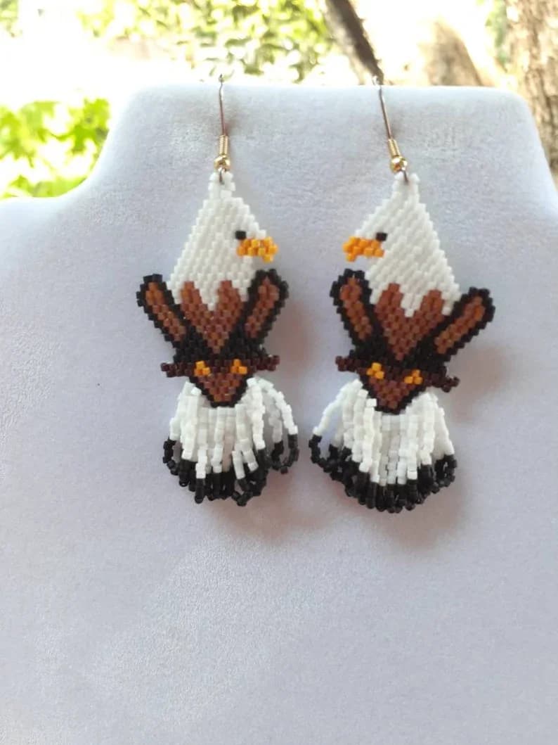 Orecchini con perline di riso ZGMXR Originali con motivo aquila, stile bohémien, colorati, tessuti a mano, in lega, alla moda, con nappe e perline