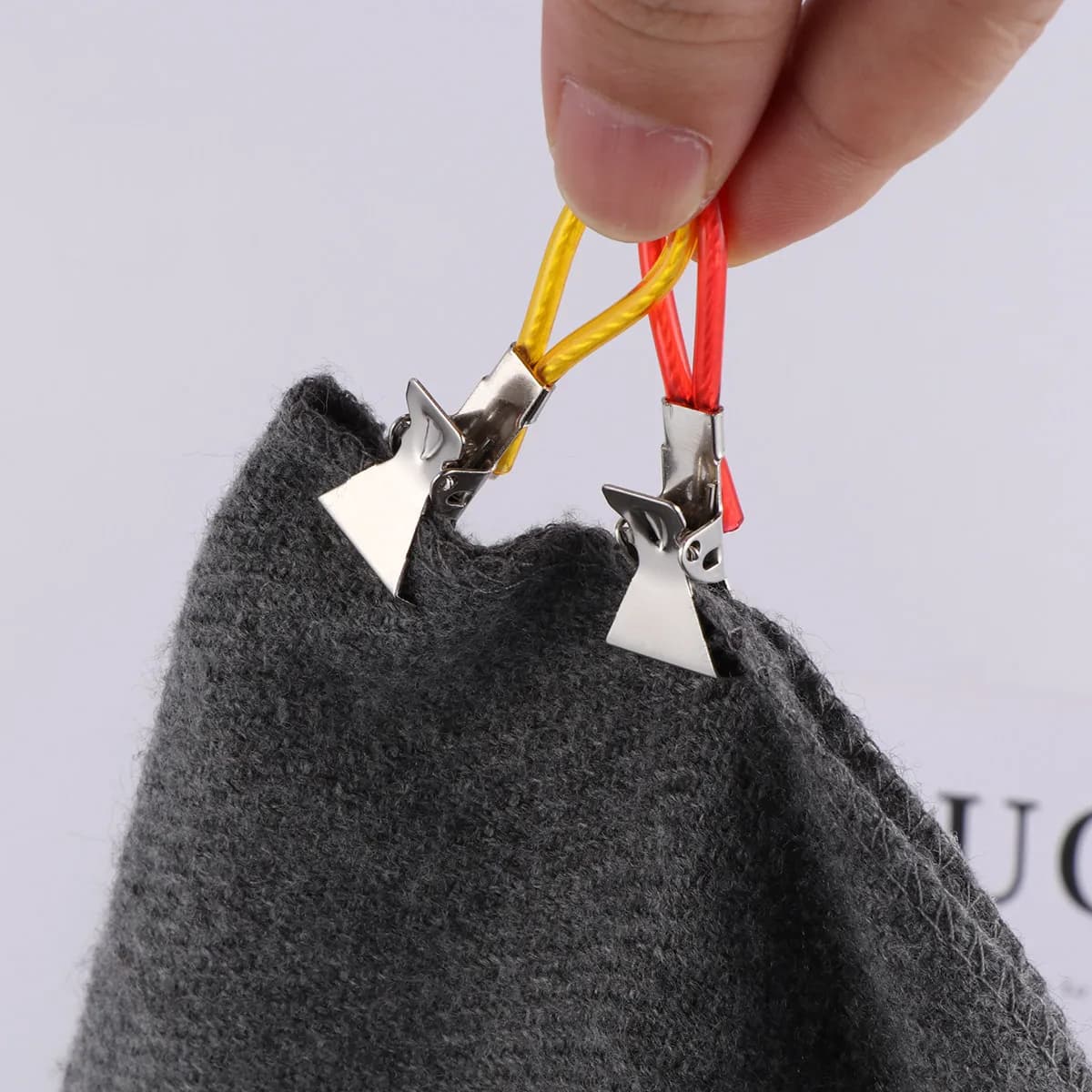 20 Pezzi Clip per Asciugamani in Metallo Rivestito in Plastica Premium, Resistenti alla Ruggine, con Presa Robusta per Spiaggia, Campeggio, Bagno, Cucina, Auto, Viaggi