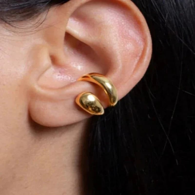 Women's Fashion Hole Clip Earrings Classic Color Gold Earrings Fashionable Earrings Gift for Girl Simple Jewelry to wear every day 2026