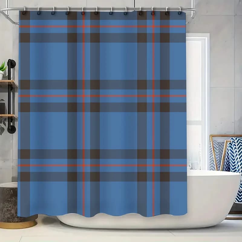 Stravagante tenda da doccia con nuvole di tempesta incantate e albero lussureggiante con cabina tranquilla di Water's Edge perfetta per l'aggiunta di un