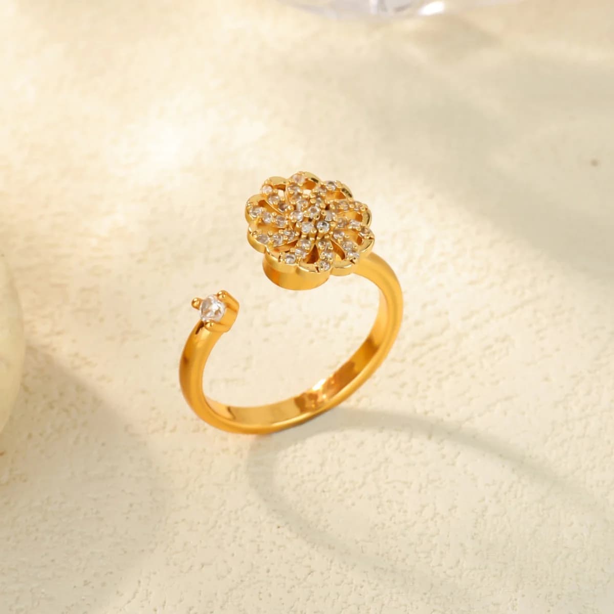 Anelli spinner anti-ansia con fiore zircone per donna Anello agitatore color oro in acciaio inossidabile Gioielli estetici femminili da sposa