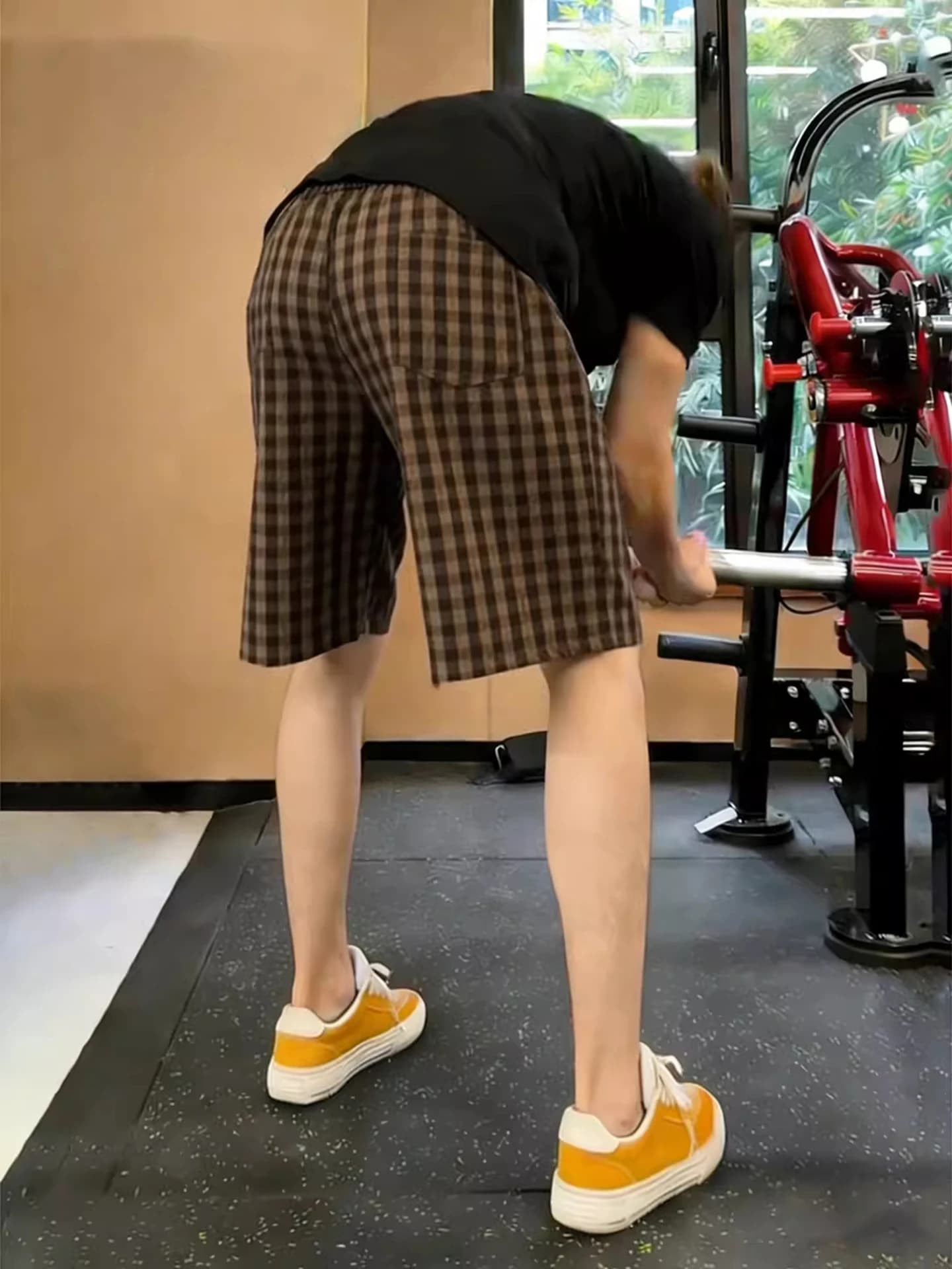 Pantaloncini Sportivi a Quadri Marroni da Uomo, Estivi in Seta Ghiacciata, Sensazione Fresca, Pantaloni Fitness Americani ad Asciugatura Rapida, Lunghezza Cinque Quarti